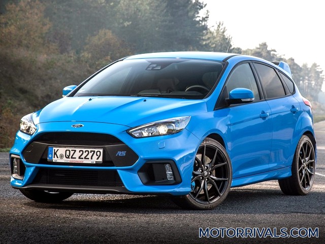 2016 Ford Focus RS Front Side View