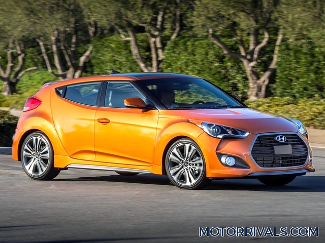 2016 Hyundai Veloster Side Front View