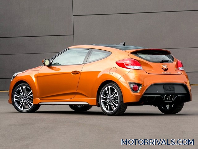 2016 Hyundai Veloster Side Rear View