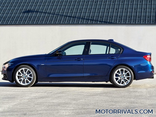 2016 BMW 3 Series Side View