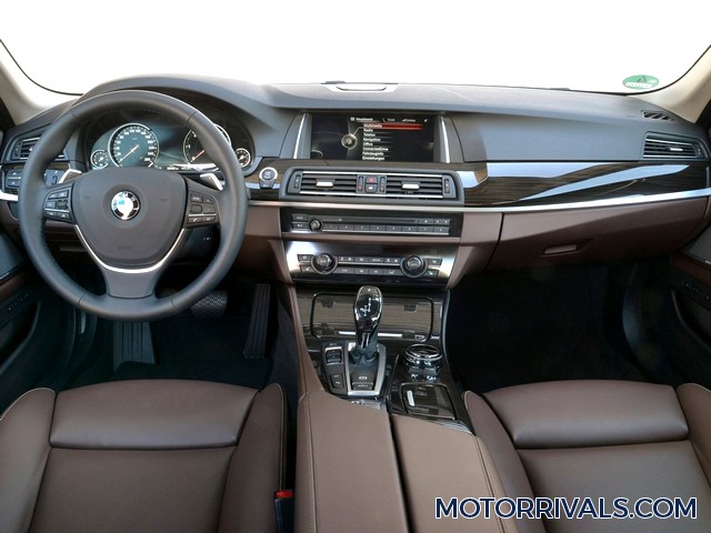 2016 BMW 5 Series Interior