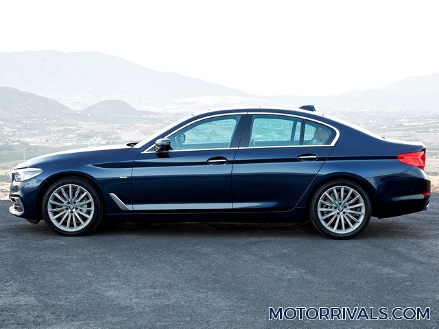 2017 BMW 5 Series Side View