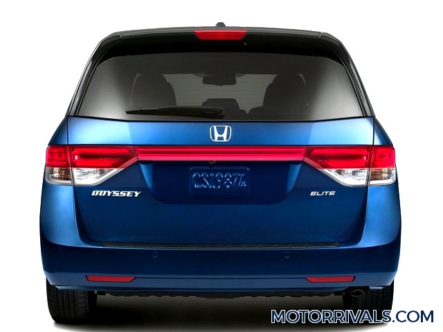 2016 Honda Odyssey Rear View