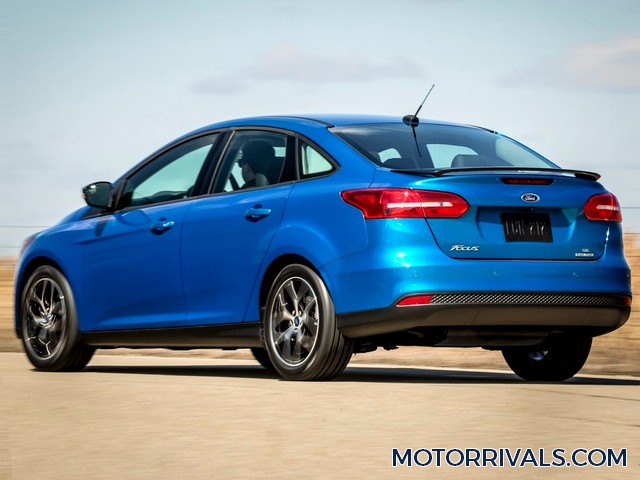 2016 Ford Focus Rear Side View
