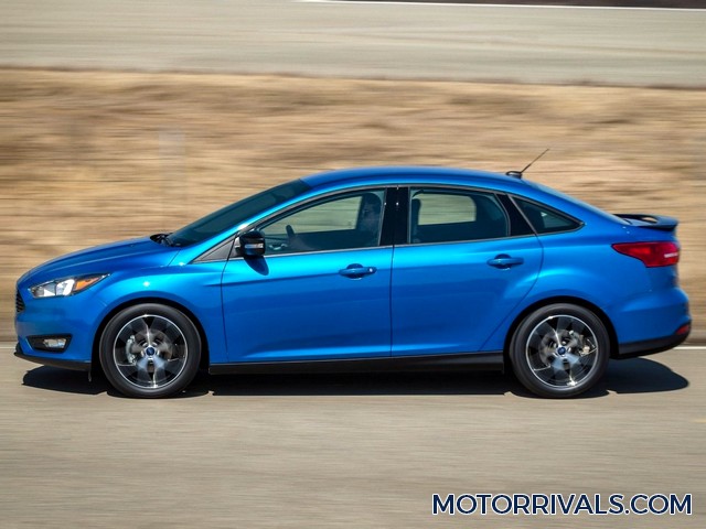 2016 Ford Focus Side View