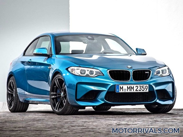 2016 BMW M2 Front Side View