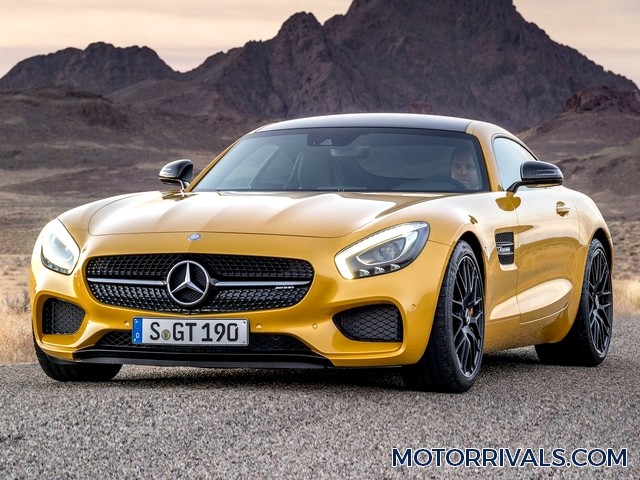 2016 Mercedes-AMG GT Front Side View