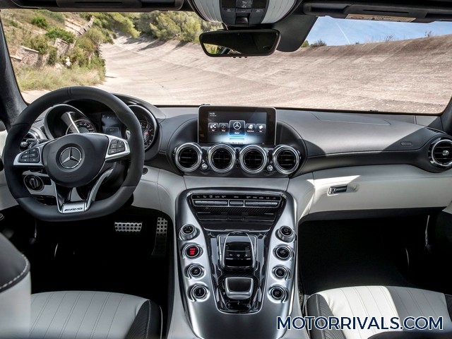 2016 Mercedes-AMG GT Interior