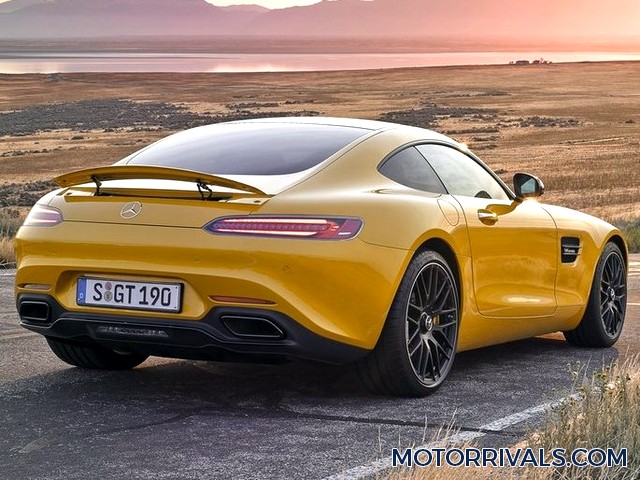2016 Mercedes-AMG GT Rear Side View