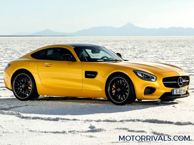 2016 Mercedes-AMG GT Side Front View