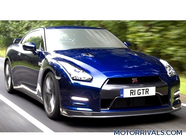 2011-2016 Nissan GT-R Front Side View