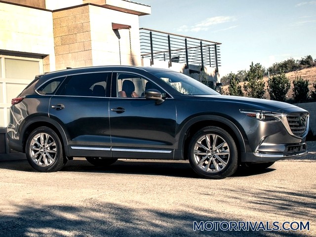 2016 Mazda CX-9 Side Front View