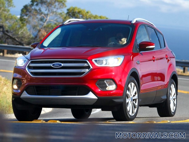 2017 Ford Escape Front Side View