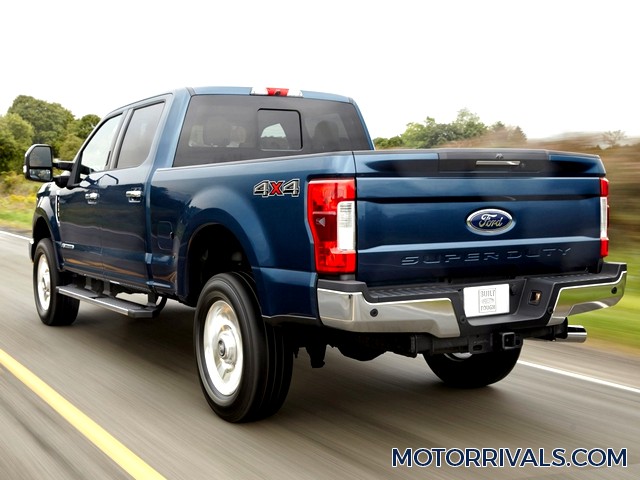 2017 Ford F-Series Super Duty Rear Side View