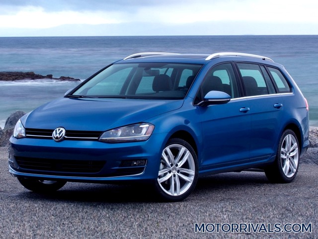 2016 Volkswagen Golf SportWagen Front Side View